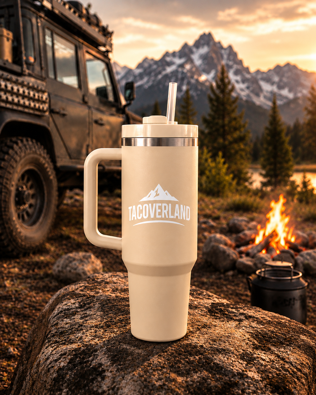BEIGE TUMBLERS